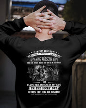 Load image into Gallery viewer, Amazing Gift For Husband She Love Me So Much Skull Sweatshirt