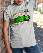 Load image into Gallery viewer, Pig Wear Plaid Shirt And Top Hat St Patrick's Day Gift Guys Tee