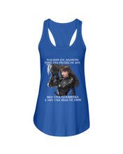 Load image into Gallery viewer, Nacido En Agosto Tome Una Pruera De Ad Birthday Gift Ladies Flowy Tank