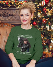 Load image into Gallery viewer, Nacido En Agosto Tome Una Pruera De Ad Birthday Gift Sweatshirt