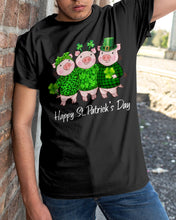 Load image into Gallery viewer, Pig Wear Plaid Shirt And Top Hat St Patrick's Day Gift Guys Tee
