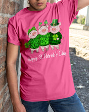 Load image into Gallery viewer, Pig Wear Plaid Shirt And Top Hat St Patrick's Day Gift Guys Tee
