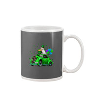 Load image into Gallery viewer, Labrador Green Car Pot Of Gold St Patrick's Day Gift For Dog Lovers Mug
