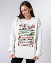 Load image into Gallery viewer, Perfect Gift For Husband Christmas Punch You In The Threat Sweatshirt

