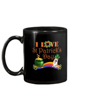 Load image into Gallery viewer, Corgi Sitting On Rainbow I Love St Patrick's Day Gift For Dog Lovers Mug
