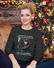 Load image into Gallery viewer, Nacido En Agosto Tome Una Pruera De Ad Birthday Gift Sweatshirt
