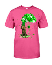 Load image into Gallery viewer, American Water Spaniel Patrick Balloons St. Patrick's Day Color Changing Mug Guys Tee
