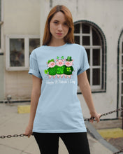 Load image into Gallery viewer, Pig Wear Plaid Shirt And Top Hat St Patrick's Day Gift Guys Tee

