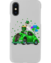 Load image into Gallery viewer, Labrador Green Car Pot Of Gold St Patrick's Day Gift For Dog Lovers Phone case
