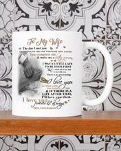 Load image into Gallery viewer, The Day I Met You Hand In Hand Gift For Wife Mug
