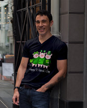 Load image into Gallery viewer, Pig Wear Plaid Shirt And Top Hat St Patrick's Day Gift Guys V-Neck
