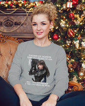 Load image into Gallery viewer, Nacido En Agosto Tome Una Pruera De Ad Birthday Gift Sweatshirt
