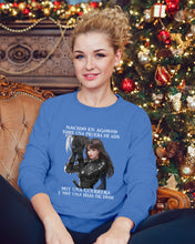 Load image into Gallery viewer, Nacido En Agosto Tome Una Pruera De Ad Birthday Gift Sweatshirt
