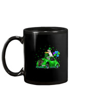 Load image into Gallery viewer, Labrador Green Car Pot Of Gold St Patrick's Day Gift For Dog Lovers Mug
